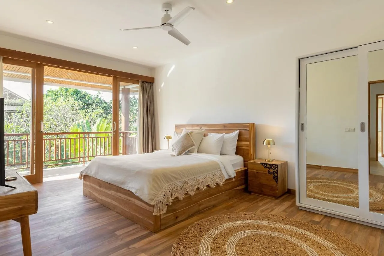Villa Lumut 3 Bedrooms Central Seminyak 0*, סמיניאק אינדונזיה